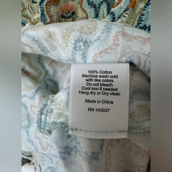 Hunter Bell Lenny Top | Tea Time Floral - Picture 10 of 10